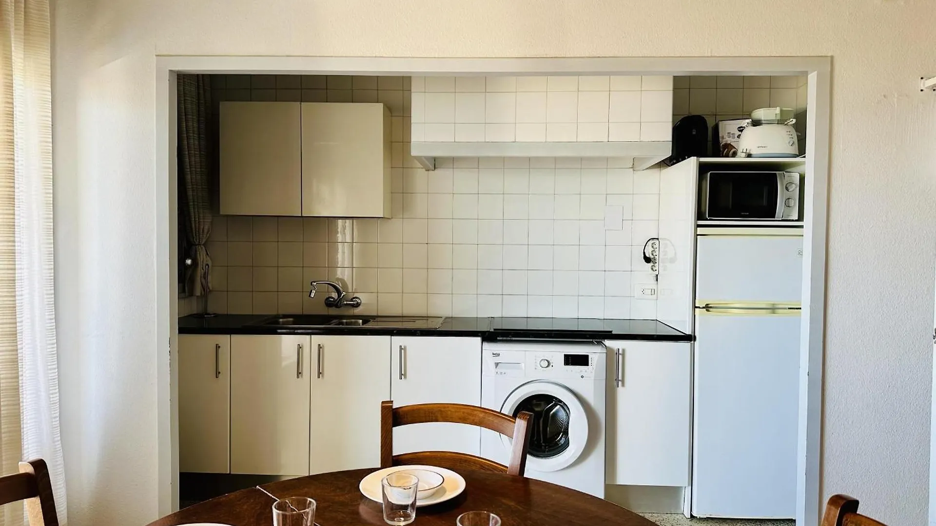 2112 Hort De Mar A 306, Vista Inmejorable, En 1ª Linea De Mar Y Frente A La Playa Mas Espaciosa De Roses. Edificio Tranquilo. Parking. - Es-258-37 0*, روساس