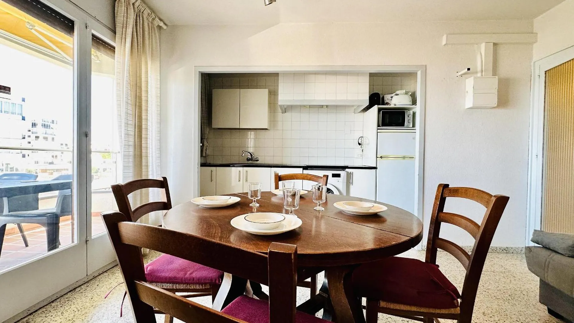 2112 Hort De Mar A 306, Vista Inmejorable, En 1ª Linea De Mar Y Frente A La Playa Mas Espaciosa De Roses. Edificio Tranquilo. Parking. - Es-258-37 0*, 로지즈