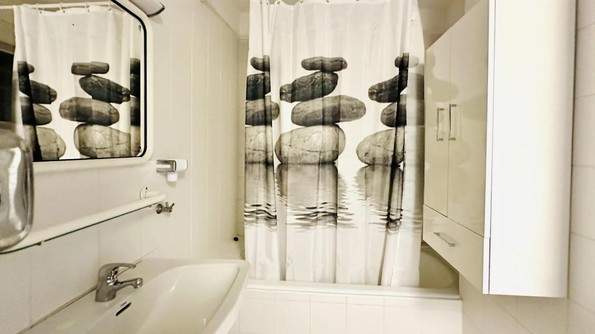 2112 Hort De Mar A 306, Vista Inmejorable, En 1ª Linea De Mar Y Frente A La Playa Mas Espaciosa De Roses. Edificio Tranquilo. Parking. - Es-258-37 إسبانيا