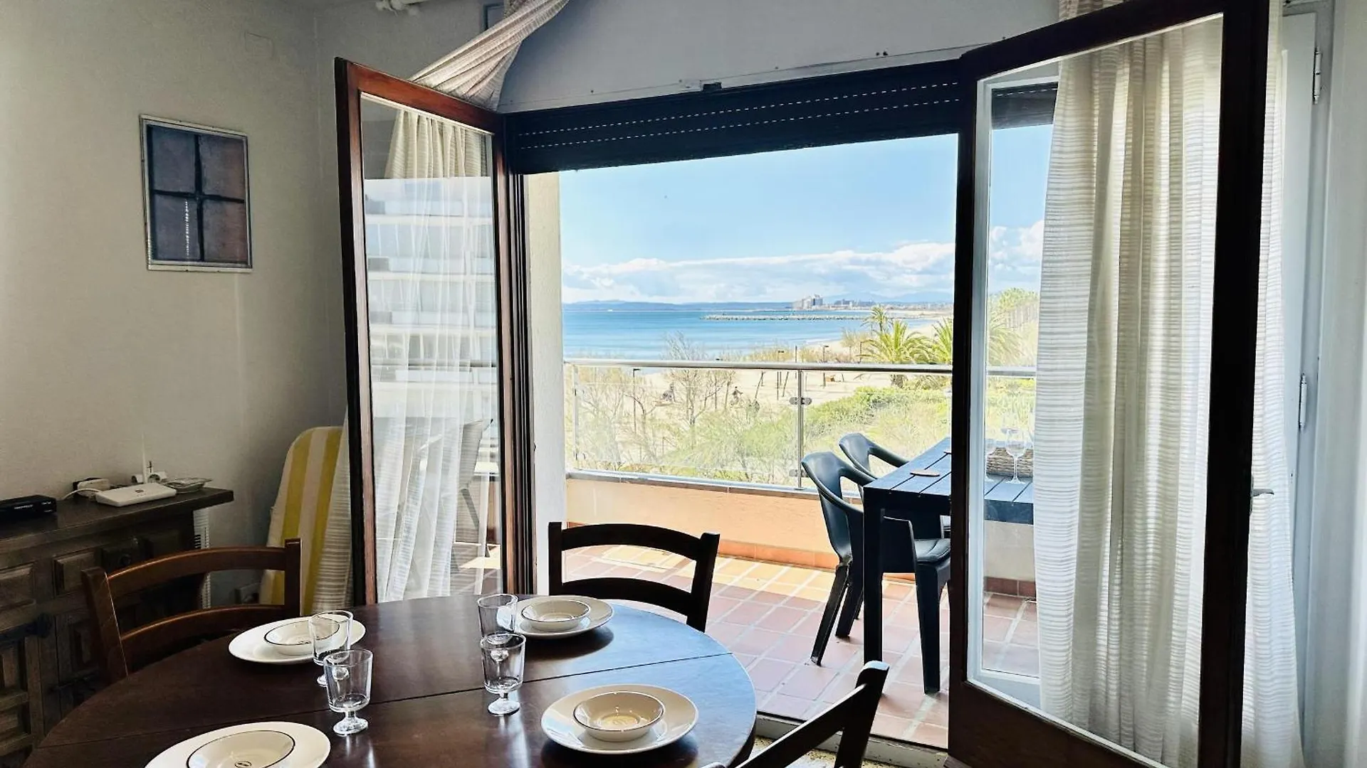 2112 Hort De Mar A 306, Vista Inmejorable, En 1ª Linea De Mar Y Frente A La Playa Mas Espaciosa De Roses. Edificio Tranquilo. Parking. - Es-258-37 0*, روساس إسبانيا